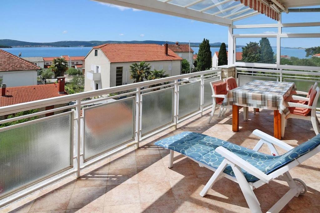 Apartments Adelheid In Biograd, Close To The Beach ビオグラード・ナ・モル エクステリア 写真