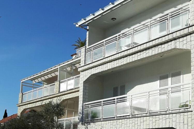 Apartments Adelheid In Biograd, Close To The Beach ビオグラード・ナ・モル エクステリア 写真